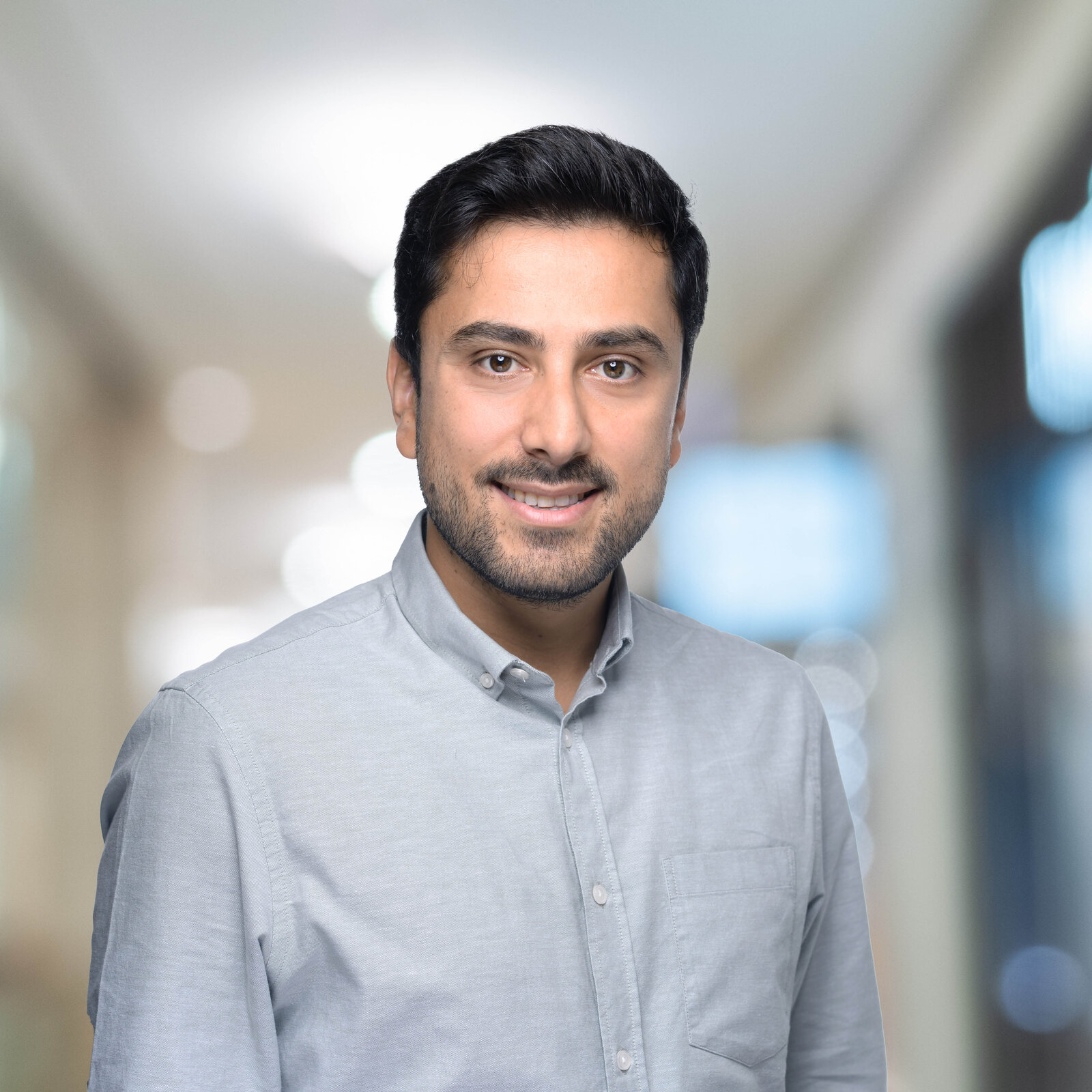 Zeki Pelit, Senior Database Analyst - Berlin
